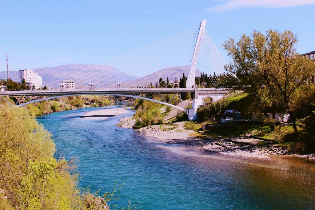 Explorer Podgorica Esterno foto